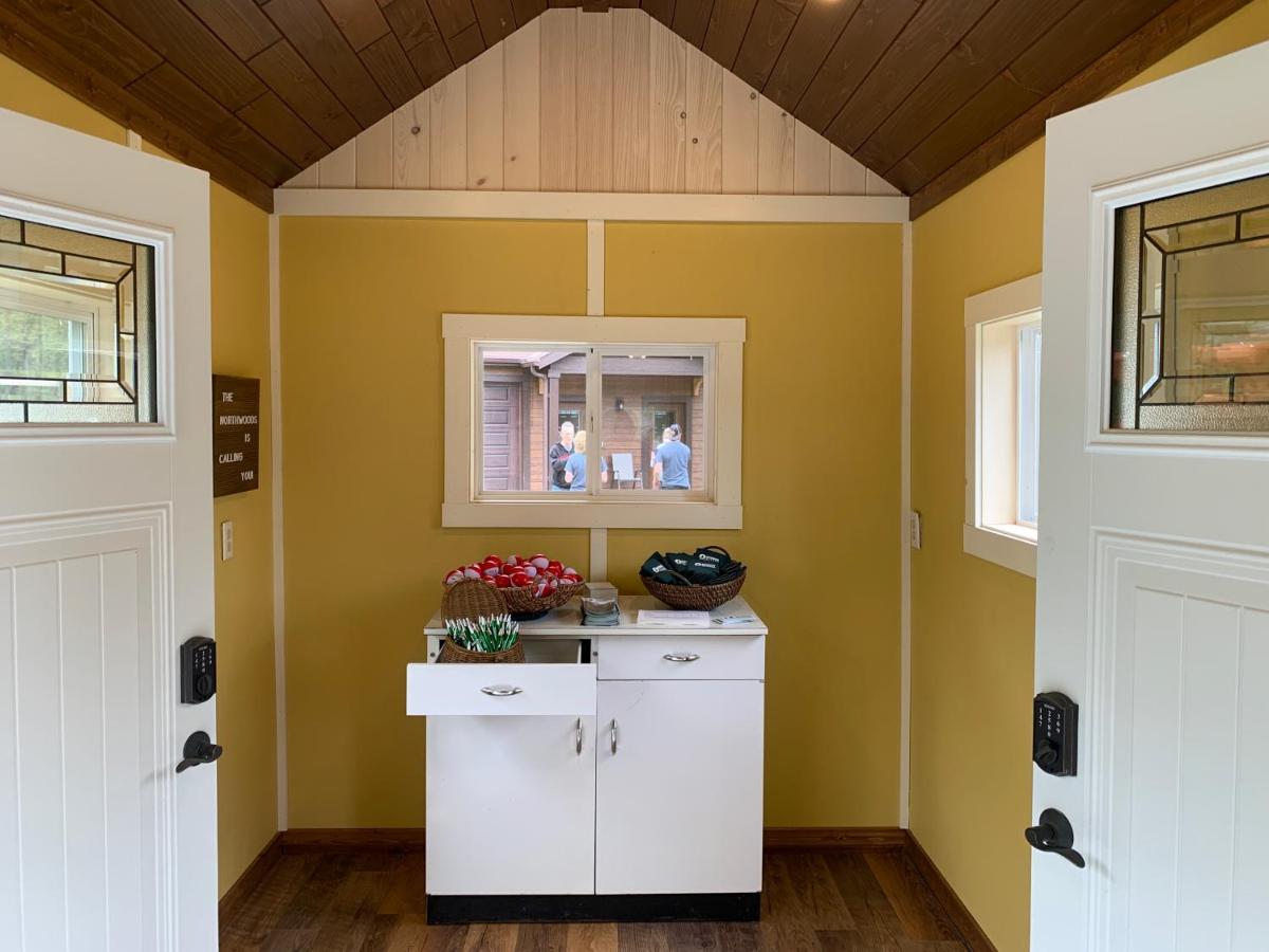 Deerwood Resort - Whippoorwill Cabin Land O'Lakes エクステリア 写真